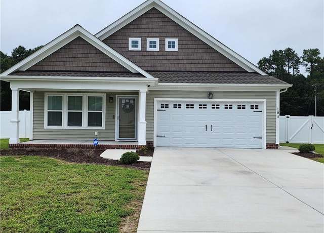 Property at 104 Andrews Ave, Franklin, VA 23851, 3 beds, 2 baths