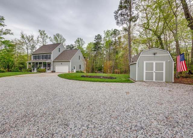 Property at 405 Oaktree Rd, Williamsburg, VA 23188, 4 beds, 2.5 baths