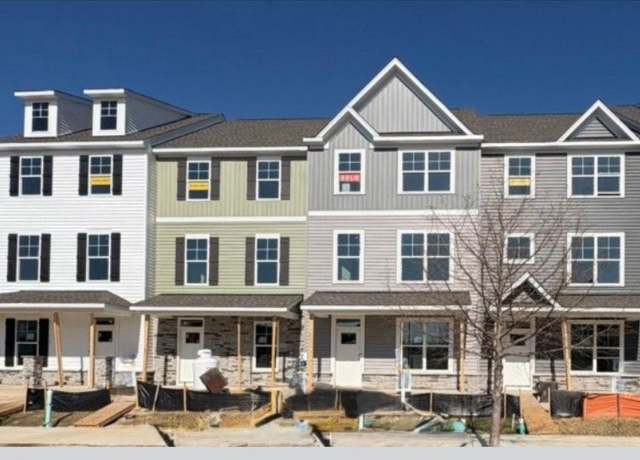 Property at 1396 Independence Blvd, Newport News, VA 23608, 4 beds, 3.5 baths