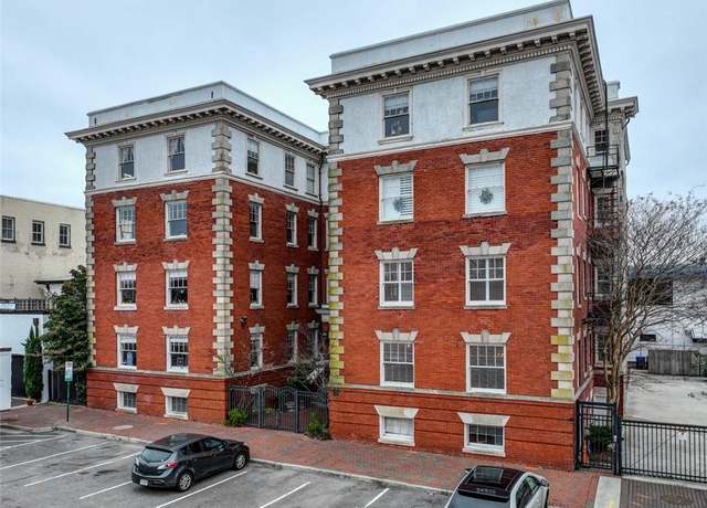 Property at 429 W York St Unit 1B, Norfolk, VA 23510, 2 beds, 2 baths