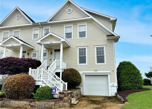 Property at 564 Riverside Dr, Lancaster, VA 22503, 4 beds, 4 baths