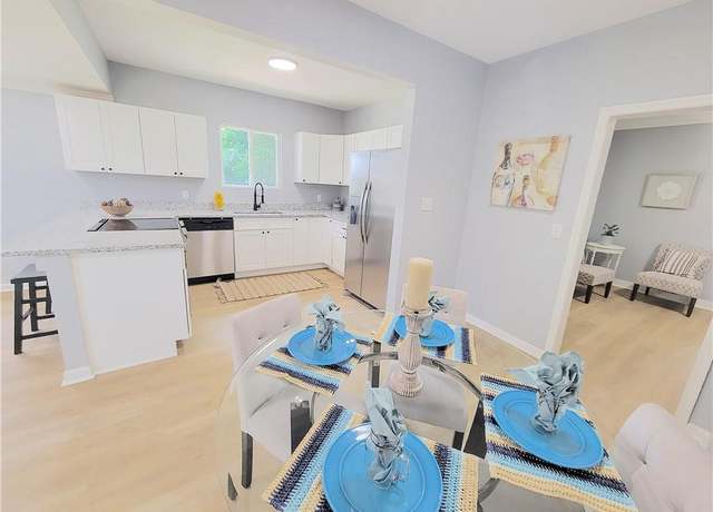 Property at 6428 Hudson Ave, Norfolk, VA 23502, 3 beds, 2.5 baths
