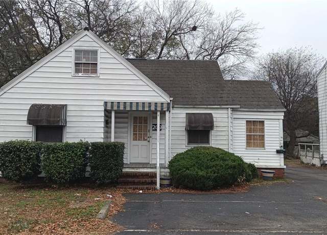 Property at 209 W Little Creek Rd, Norfolk, VA 23505, 5 beds, 3 baths