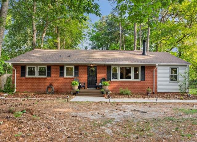 Property at 1714 Azalea Point Rd, Gloucester Point, VA 23062, 3 beds, 1.5 baths