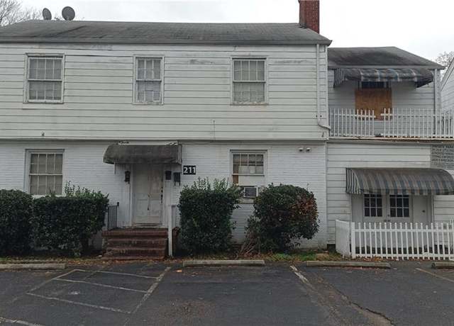 Property at 211 W Little Creek Rd, Norfolk, VA 23505, 5 beds, 3 baths