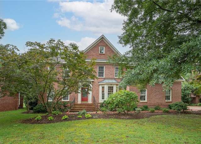 Property at 1417 S Veaux Loop, Norfolk, VA 23509, 4 beds, 3 baths