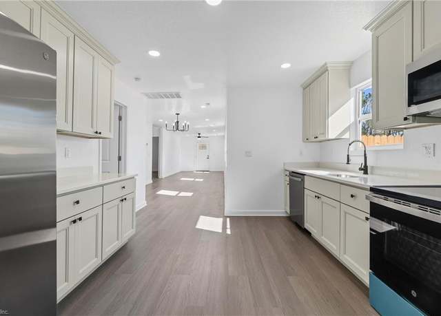 Property at 2761 Cedar Rd, Chesapeake, VA 23323, 3 beds, 2 baths
