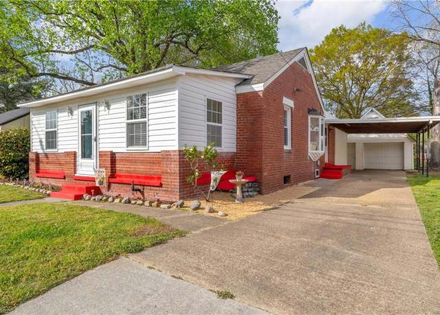 Property at 14 N Colin Dr, Portsmouth, VA 23701, 3 beds, 2 baths