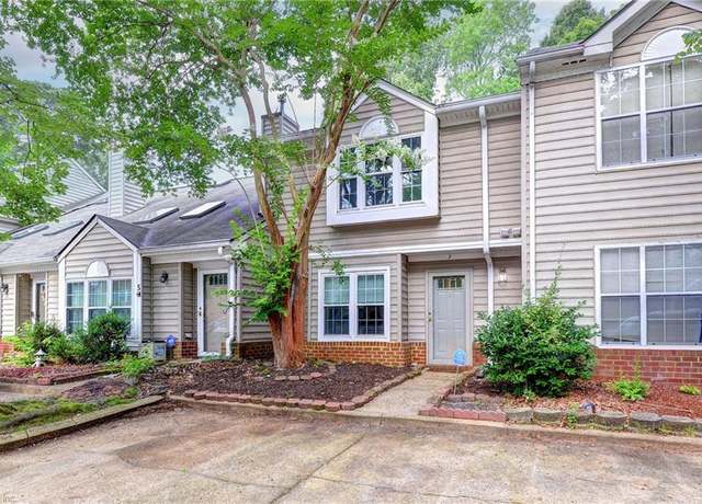 Property at 7 Hawthorn Pl, Hampton, VA 23666, 2 beds, 2.5 baths