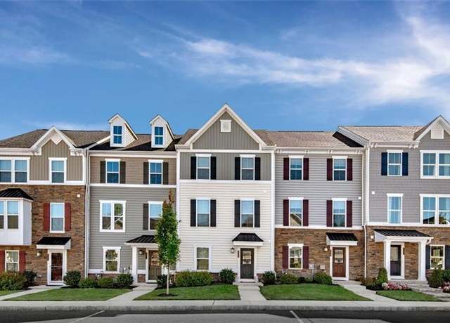 Property at 272 Tern Ave, Portsmouth, VA 23701, 3 beds, 2.5 baths