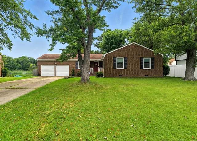 Property at 203 Cherokee Ct, Newport News, VA 23608, 4 beds, 2 baths