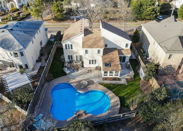 Property at 413 Croatan Rd, Virginia Beach, VA 23451, 4 beds, 2.5 baths