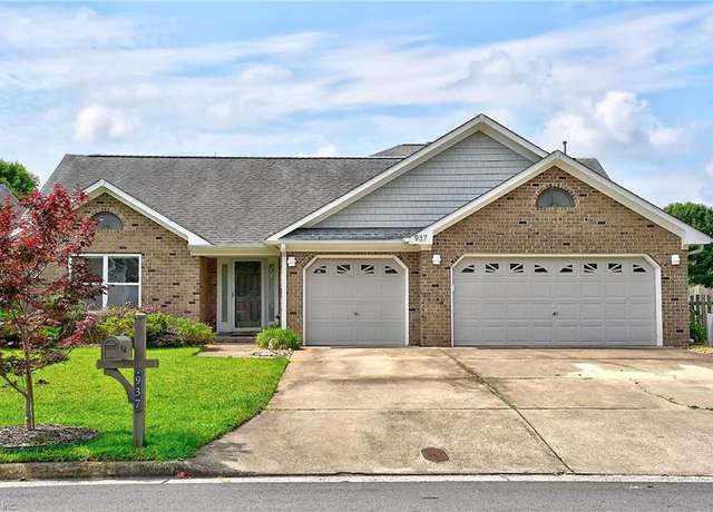 Property at 937 Gideon Rd, Virginia Beach, VA 23454, 3 beds, 3 baths