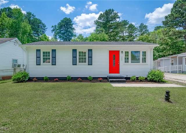 Property at 302 Artis St, Franklin, VA 23851, 3 beds, 2 baths