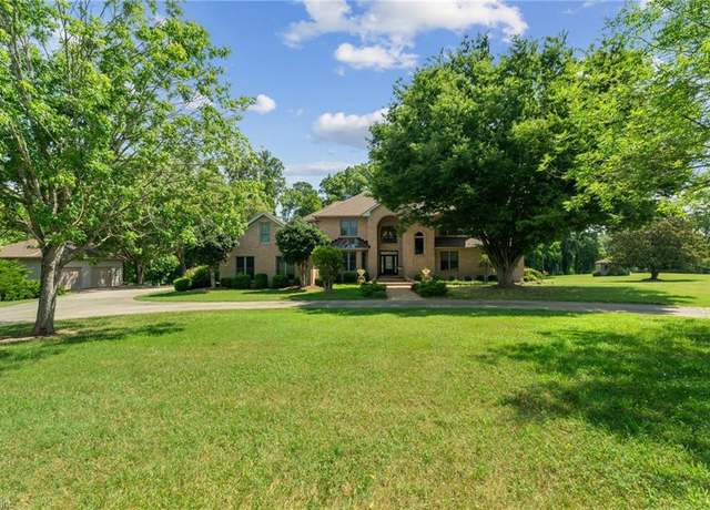 Property at 4940 Exeter Dr, Suffolk, VA 23434, 4 beds, 3 baths