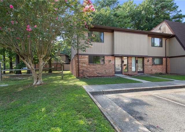 Property at 1047 Willow Green Dr, Newport News, VA 23602, 3 beds, 2.5 baths