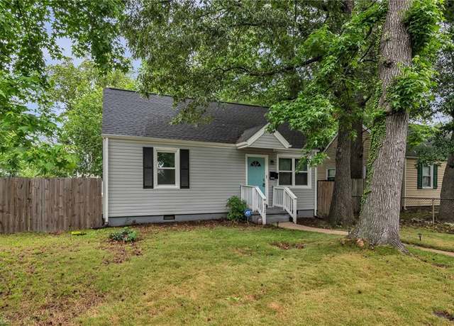 Property at 912 W 31st St, Norfolk, VA 23508, 4 beds, 2 baths
