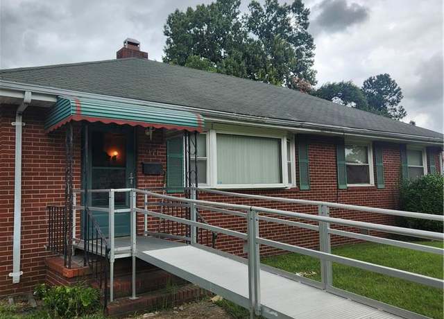 Property at 971 Scott St, Norfolk, VA 23502, 3 beds, 2 baths