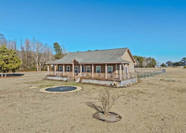 Property at 6428 Knotts Island Rd, Virginia Beach, VA 23457, 3 beds, 2 baths