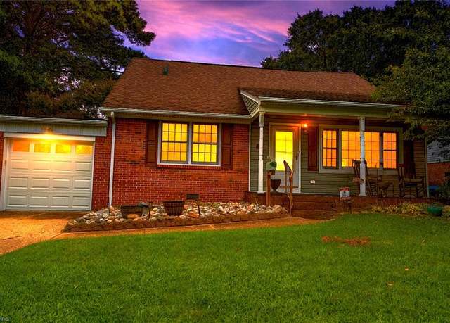 Property at 952 Redwood Cir, Virginia Beach, VA 23464, 4 beds, 3 baths
