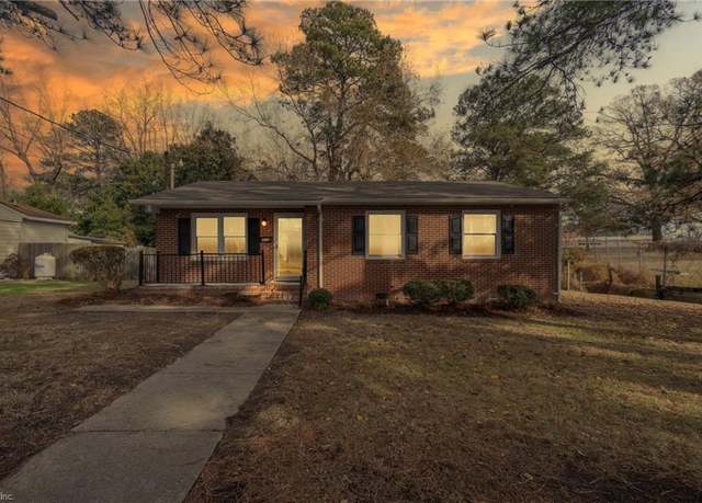 Property at 313 Delk St, Franklin, VA 23851, 3 beds, 2 baths