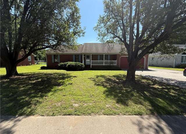 Property at 3209 Tyre Neck Rd, Chesapeake, VA 23321, 4 beds, 2.5 baths