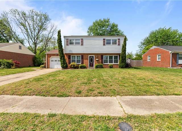 Property at 8 Holiday Dr, Hampton, VA 23669, 4 beds, 2.5 baths