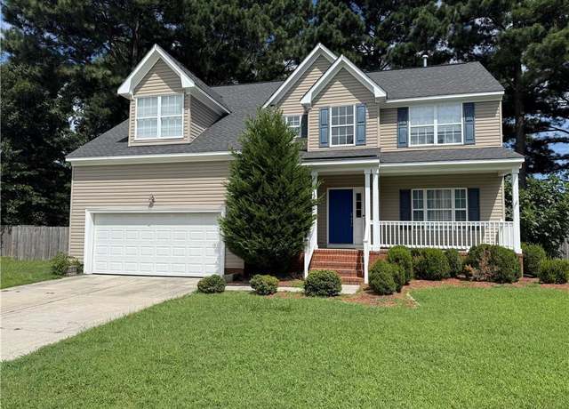 Property at 1321 Pheasant Cir, Suffolk, VA 23434, 4 beds, 2.5 baths