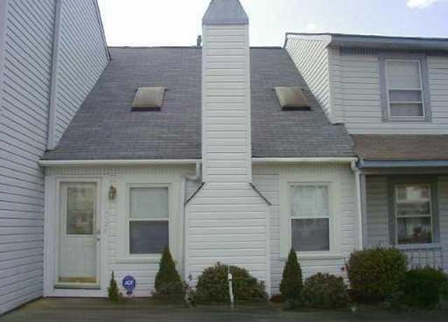 Property at 3219 Creekside Dr, Virginia Beach, VA 23453, 2 beds, 2 baths