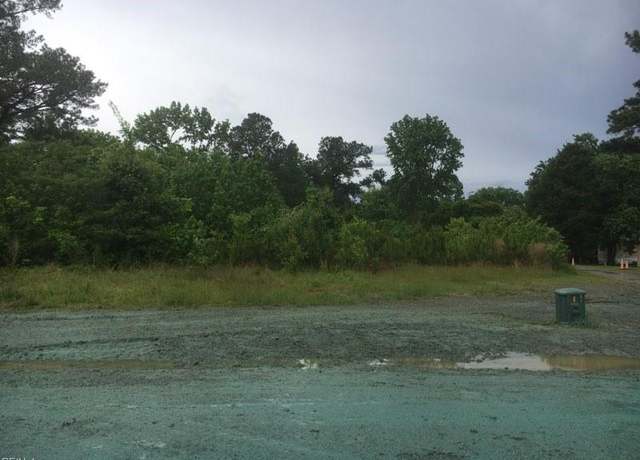 Property at 2022 Holland Rd, Suffolk, VA 23434