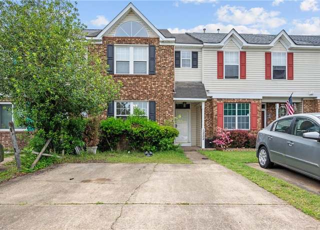 Property at 1222 Warwick Dr, Virginia Beach, VA 23453, 3 beds, 2.5 baths