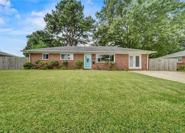 Property at 869 Hunting Hill Ln, Virginia Beach, VA 23455, 4 beds, 1.5 baths