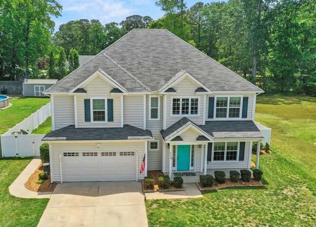Property at 6884 Emerson Ln, Hayes, VA 23072, 4 beds, 2.5 baths
