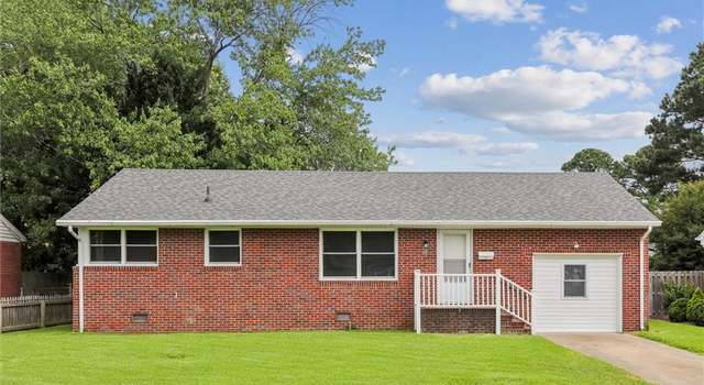 Photo of 11 Eastlawn Dr, Hampton, VA 23664
