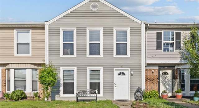 Photo of 657 Governors Way, Virginia Beach, VA 23452