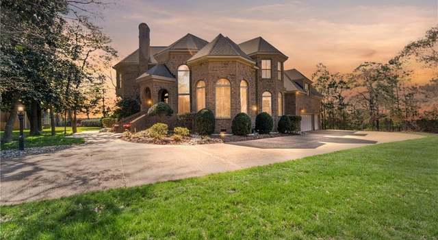 Photo of 6534 Harbour Pointe Dr, Suffolk, VA 23435