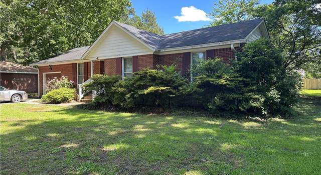 Photo of 5837 Hedgerow Ln, Portsmouth, VA 23703