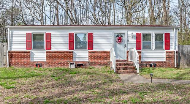 Photo of 503 Chisholm Ln, Suffolk, VA 23434