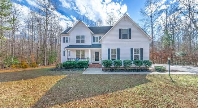 Photo of 11187 Creeks Edge Rd, New Kent, VA 23124