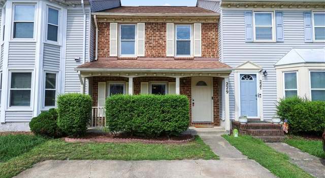 Photo of 229 Windbrooke Ln, Virginia Beach, VA 23462