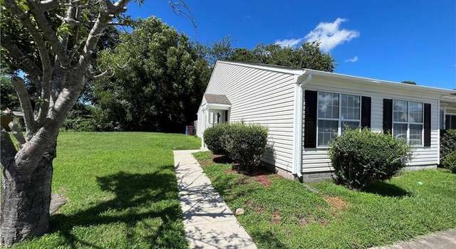 Photo of 2824 Eric Ct, Chesapeake, VA 23323