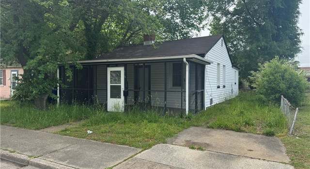 Photo of 618 35th St, Newport News, VA 23607