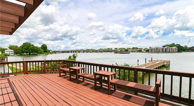 Photo of 166 Mill Point Dr, Hampton, VA 23669