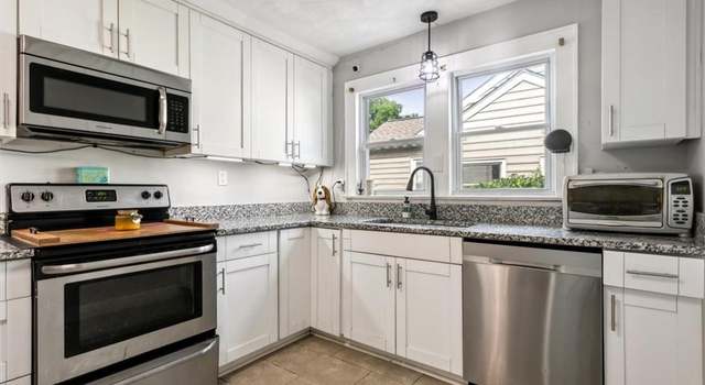 Photo of 27 Hitchens Ln, Newport News, VA 23601