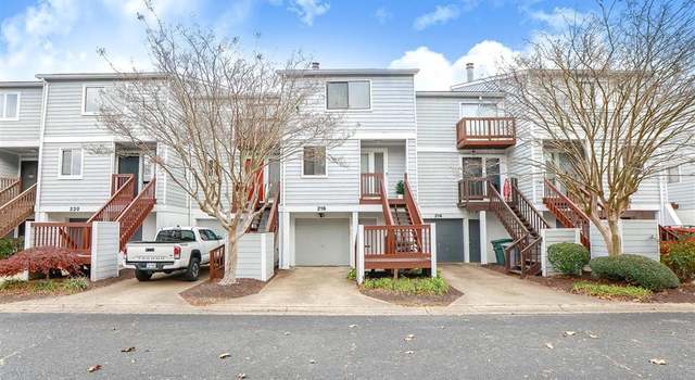 Photo of 216 Mill Point Dr, Hampton, VA 23669