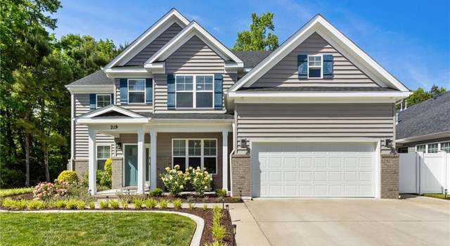 Photo of 219 Dunway Ln, Chesapeake, VA 23323