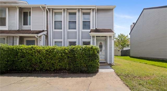 Photo of 3711 Chimney Creek Dr, Virginia Beach, VA 23462