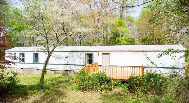 Photo of 947 Bobs Hole Rd, Topping, VA 23169