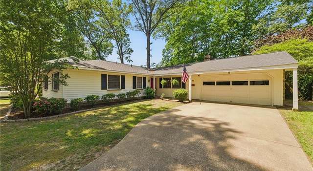 Photo of 175 Windsor Castle Dr, Newport News, VA 23608