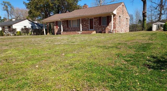 Photo of 852 Normandy Dr, Suffolk, VA 23434